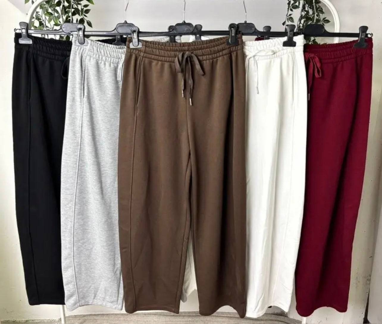 Pantalone tuta charly (digita nelle note il colore che vuoi acquistare)
