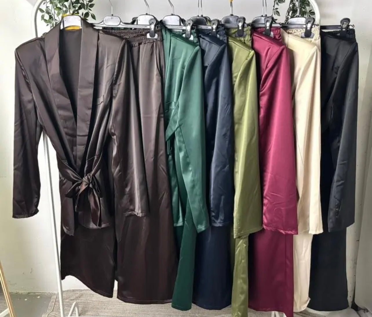 Tailleur Jenny (seleziona nelle note il colore che vuoi acquistare)